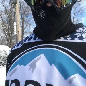 Meet your Posher, Max